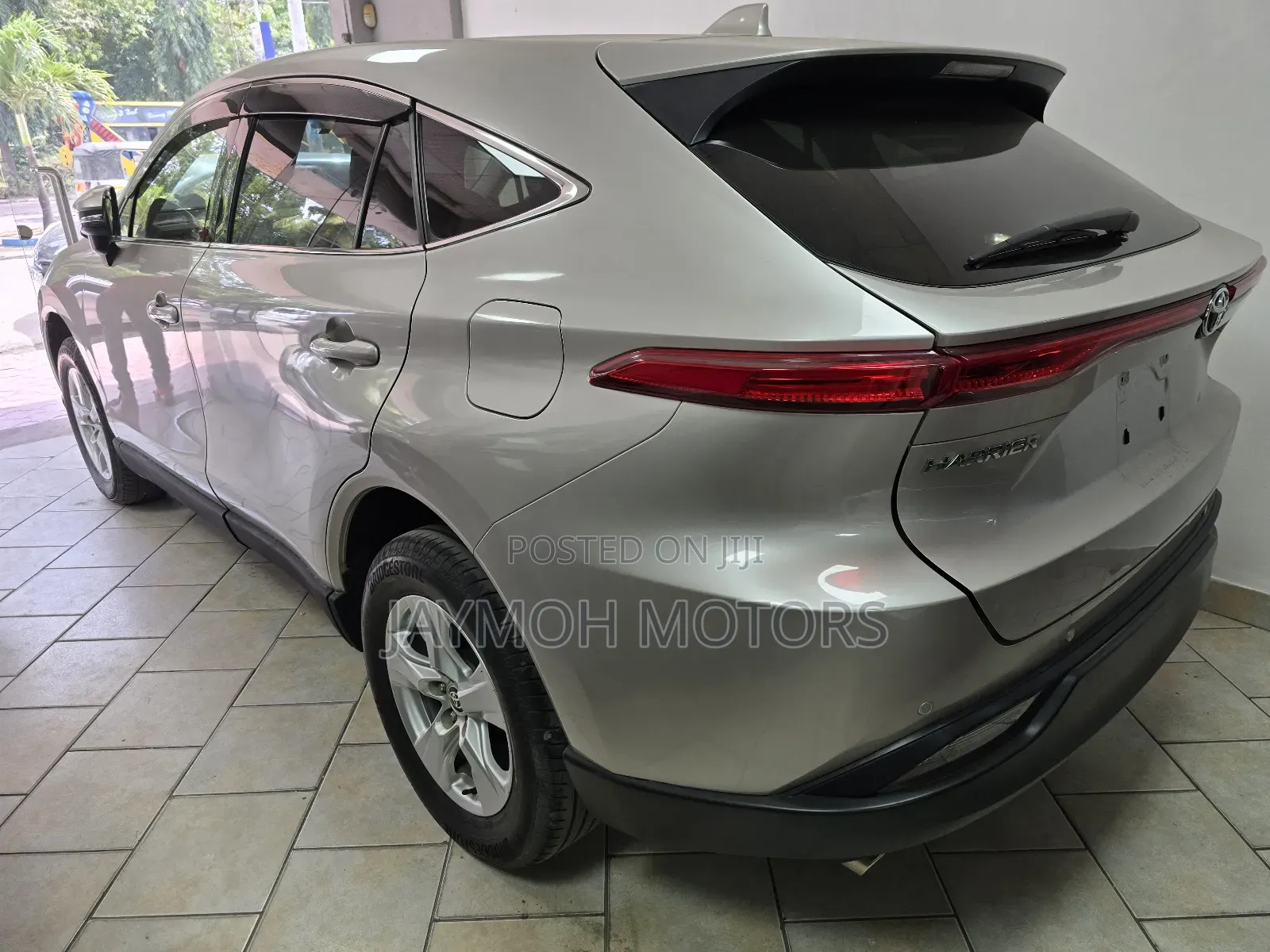 Toyota Harrier 2021 Silver