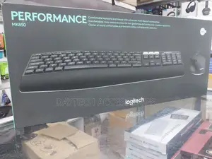 Logitech Performance Wireless Keyboard and Mouse Mk850