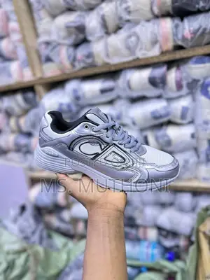 Unisex Christian Dior Size 38 to 45