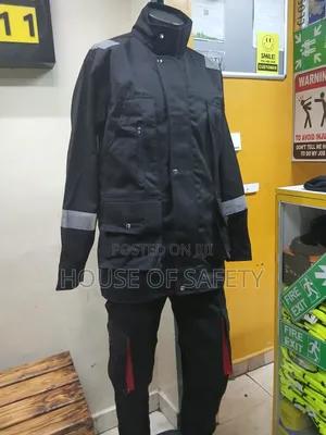 Pipped Work Suits Normal