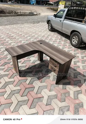 L Shaped Office Tables