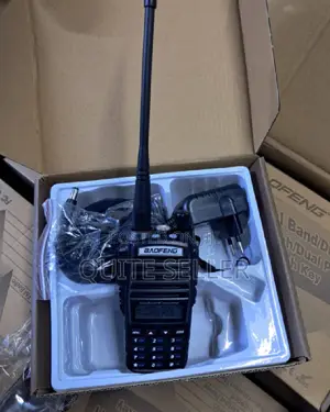 Baofeng Uv-82 Dual Band VHF/Uhf Walkie Talkies Long Range