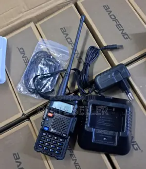 Walkie Talkie Baofeng Uv-82 5w Plus 8w 10km Long Range PTT
