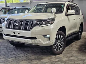 Toyota Land Cruiser Prado 2.8 2021 Off white