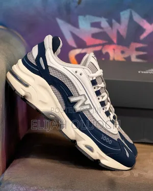 New Balance 1000 Navy
Blue Size 38__________45.