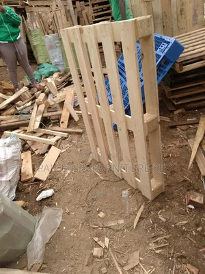 Pine Timber Warehouse Pallet