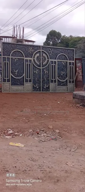 Elegant Heavy Duty Gate