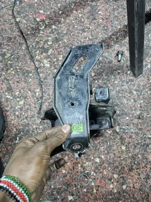 Ractis Gear Mounting