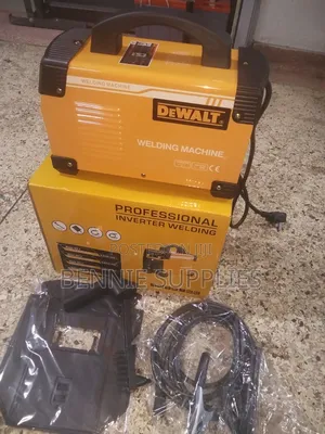 400 Amps Dewalt Welding Machine / Available Dewalt Welding Machine