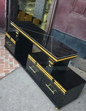 Executive 5 FTS - Black/White and Gold With Marble Top Tv Stand
