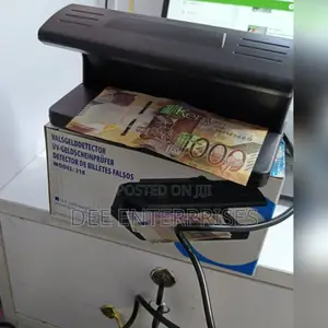 Counterfeit Money Detector