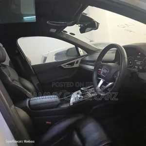 Audi Q7 2018 White