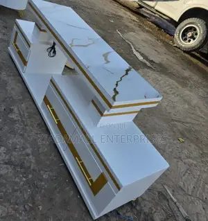 Executive 5 Ft White and Gold - Marble Top Tv Stand