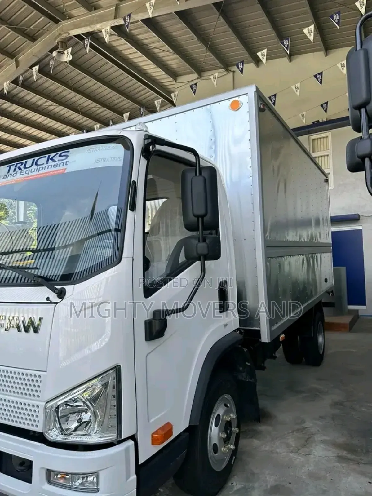 Trucks/Lorry Available for Job Services