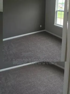 Grey Wall to Wall Carpet
