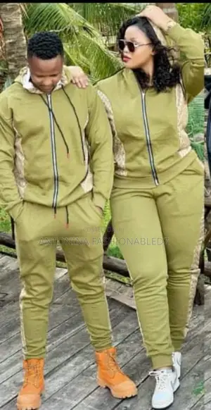 Unisex Tracksuit Size S,M,L,Xl