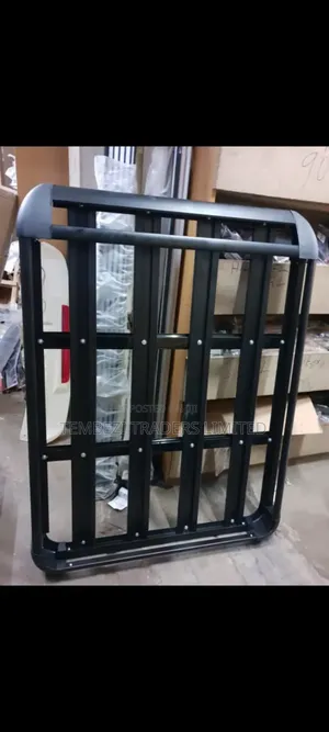 Universal Rack Black Carrier