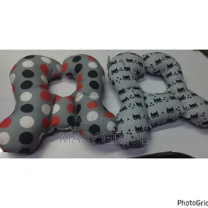 *Kids/Baby Pillow Head Supporter