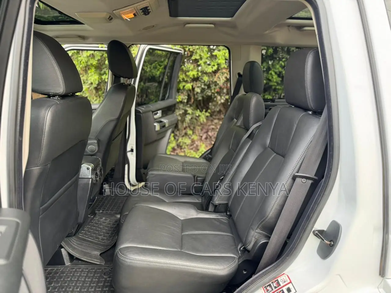 Land Rover Discovery 2015 White
