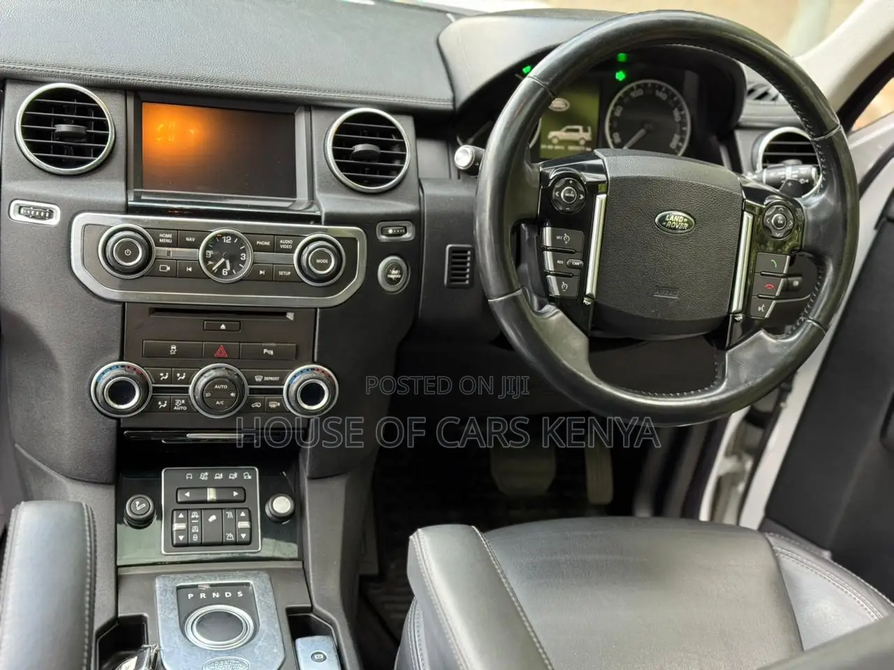 Land Rover Discovery 2015 White