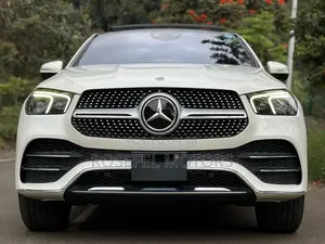 Mercedes-Benz GLE-Class GLE 400d 4MATIC 2021 White