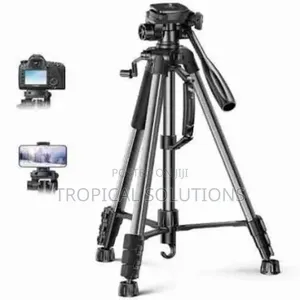 Ugreen Professional Tripod for Phone and Camera