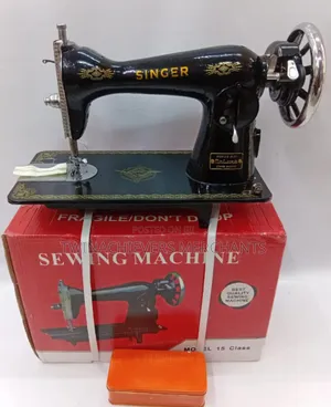 Singer Sewing Machine/Industrial Singer Sewing Machine