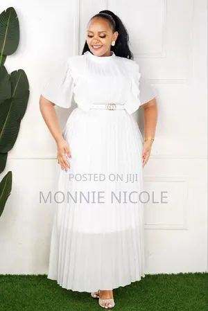 Elegant White Maxi Dress