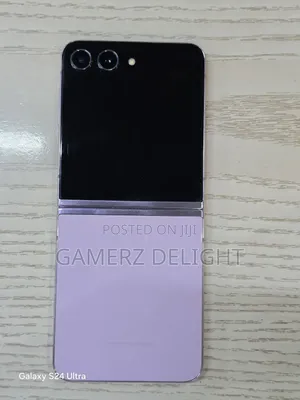 Samsung Galaxy Z Flip5 256 GB Pink