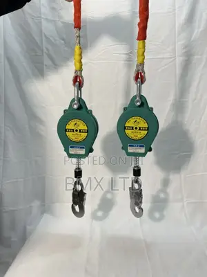 Reliable Fall Arrest Equipment With Heavy Duty Casing & Speed Control
