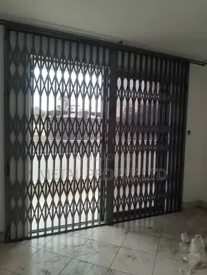 Expandable Metal Grill