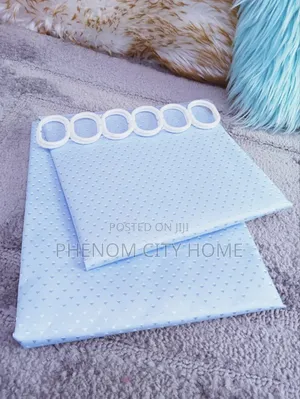 Doted Design Polyester Shower Curtain