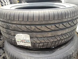 285/50r20 Bridgestone Tyre