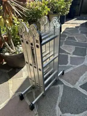 Professional 4x3 Multipurpose Ladder – Lightweight Yet Durable