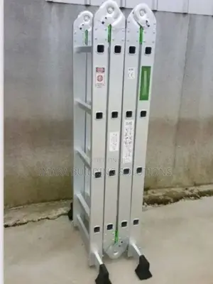 2. Heavy-duty 4x5 Folding Ladder – Professional Strength & Safety