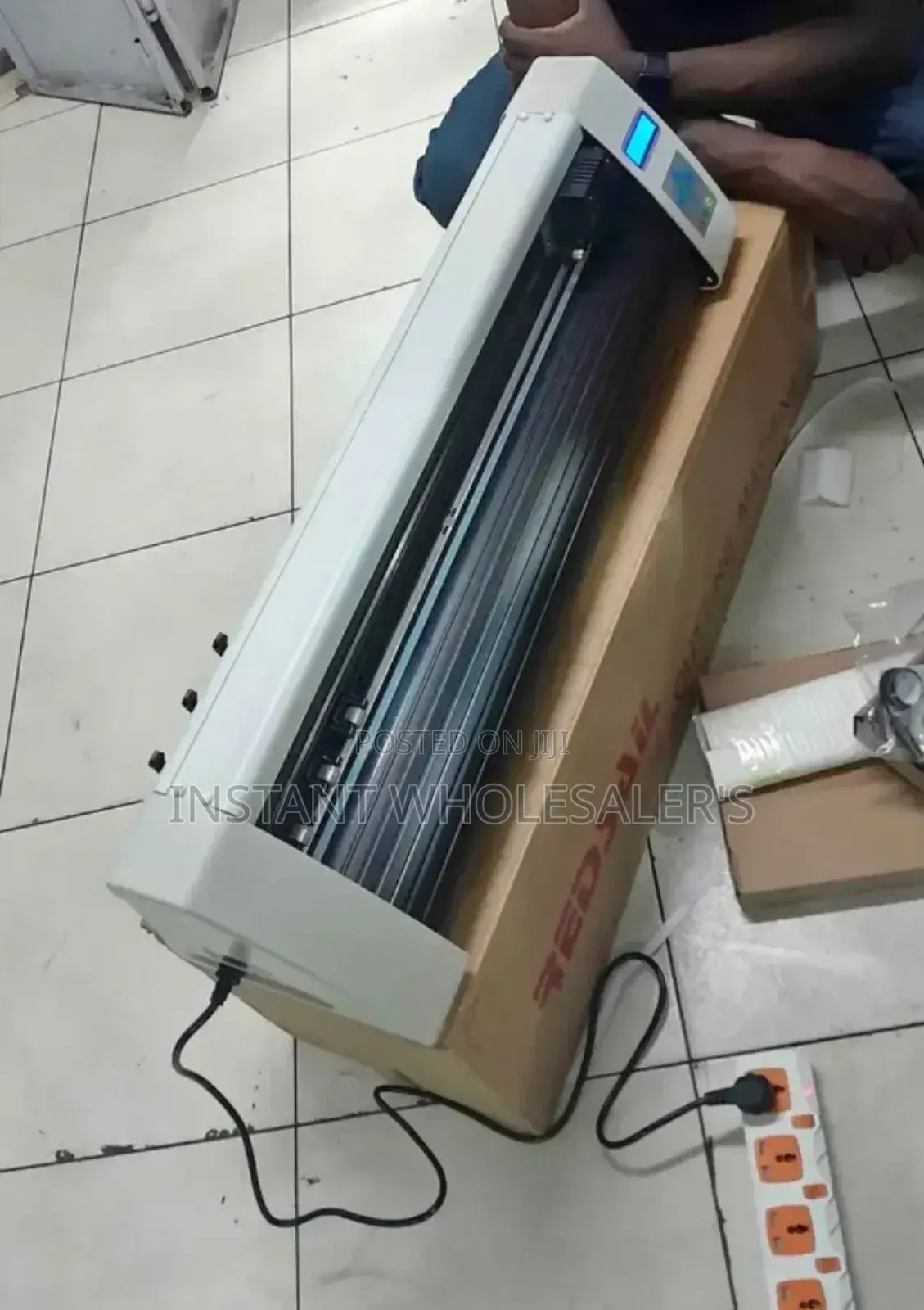 Plotter Vinyl Cutting Machine