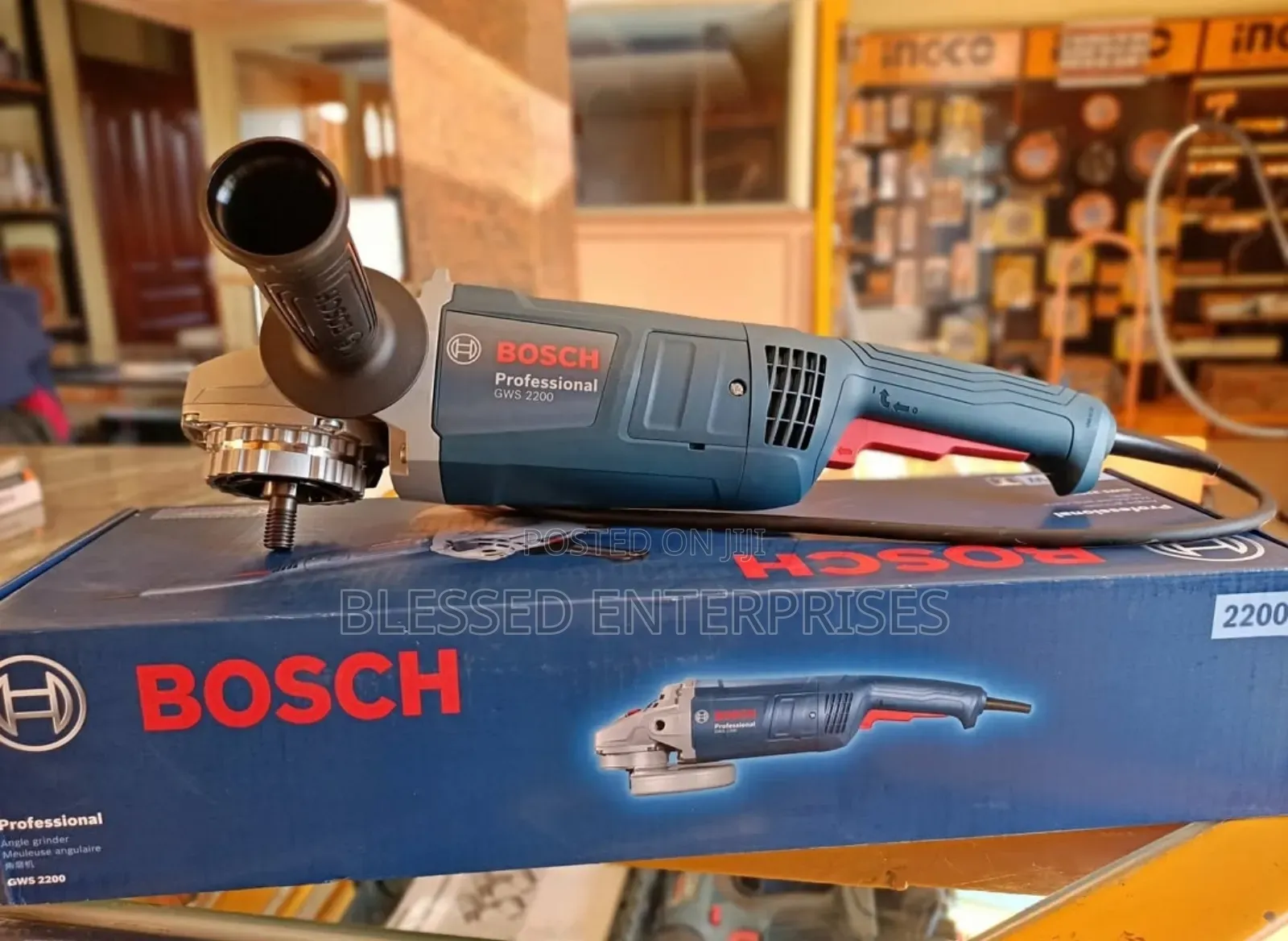 Bosch 9",7" Angle Grinder; Large Cutting/ Bosch Angle Grinder