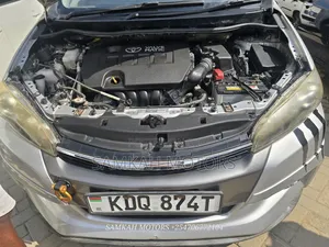 Toyota Wish 2016 Silver