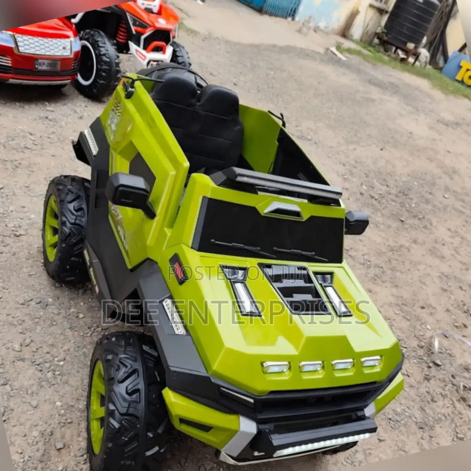 Kids 4x4 Jeep With Rubber 
K