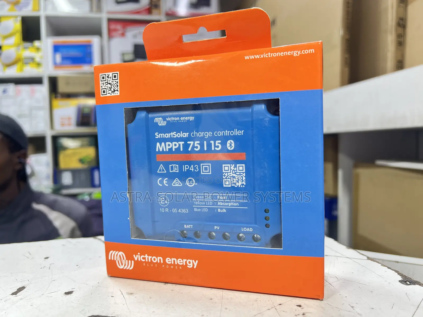 Victron Smartsolar Mppt 75/15 Charge Controller