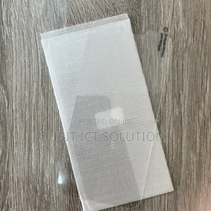 iPhone 13 Pro Max Screen Protector