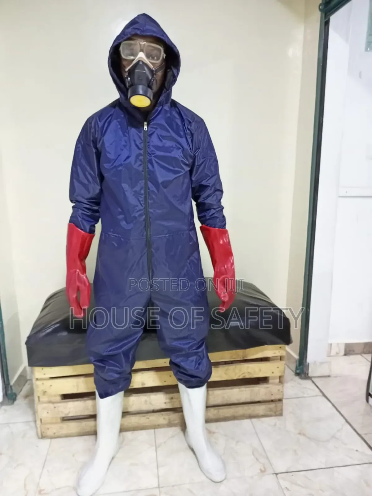 Men Spray Suits