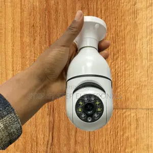 360° Panoramic View PTZ 360 Degrees Rotating Wifi Bulb CCTV Camera