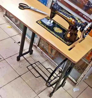 Sewing Machine/Complete Sewing Machine Butterfly