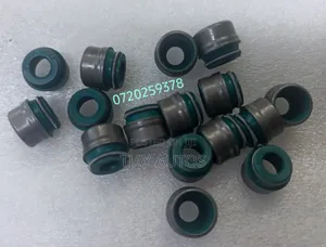 Genuine
Mercedes Engine Intake Exhaust Valve Stem Seal Kit