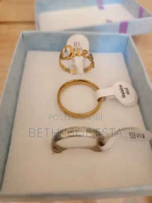 Wedding Engagement Rings. Yellow Gold White Silver Rings