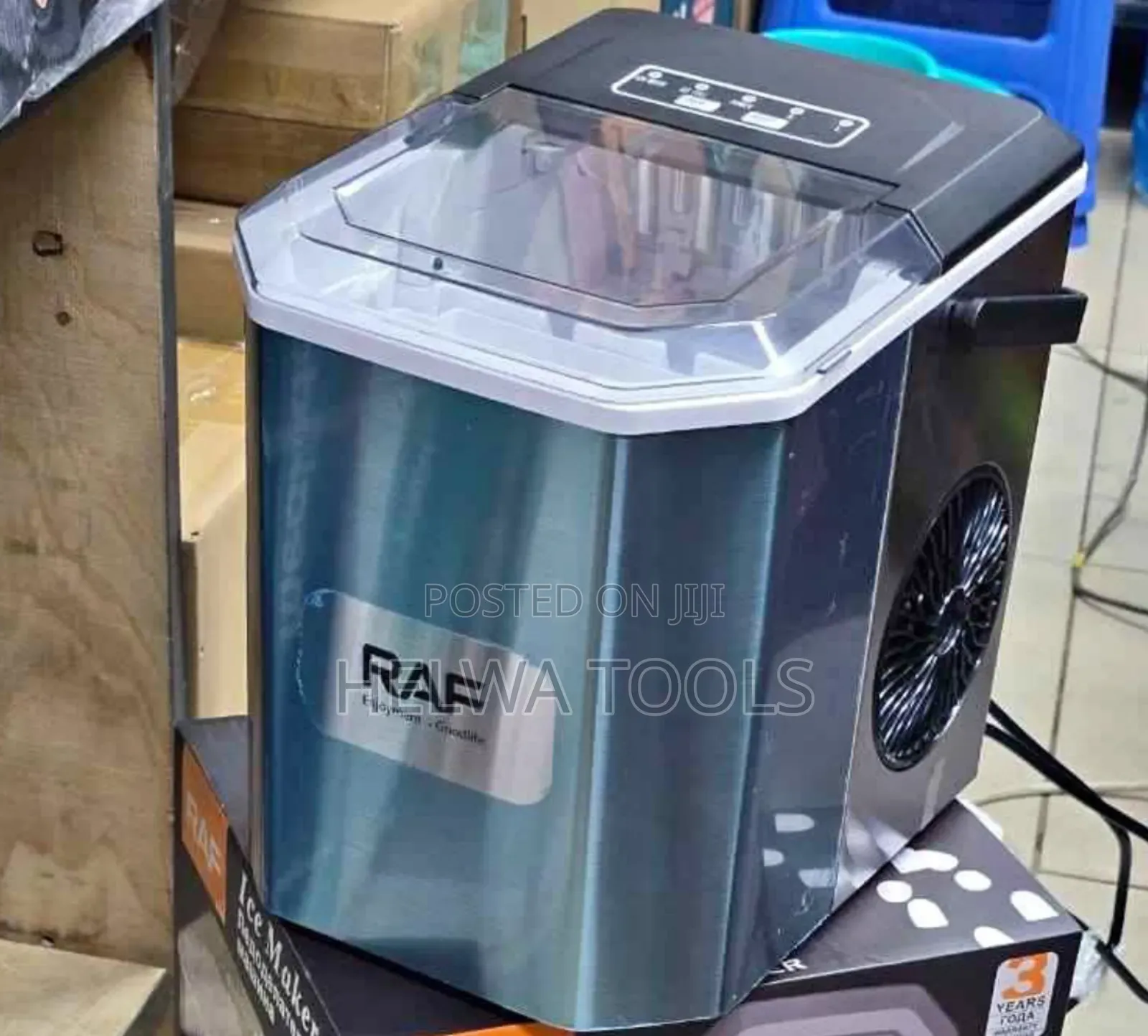 Ice Cube Maker/Ice Cube Maker