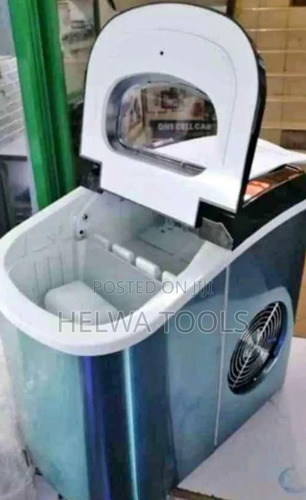 Ice Cube Maker/Ice Cube Maker