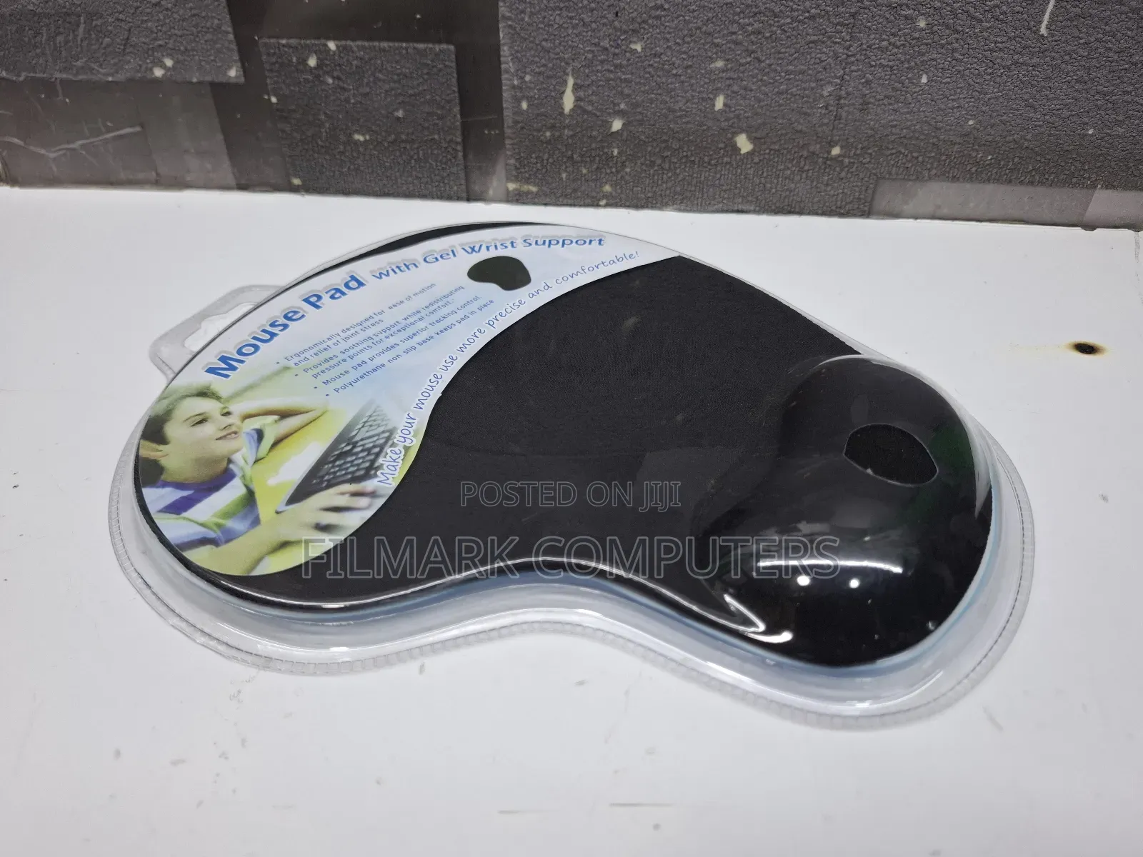 Mousepad With Gel Wrist Support ( Black In Colour)