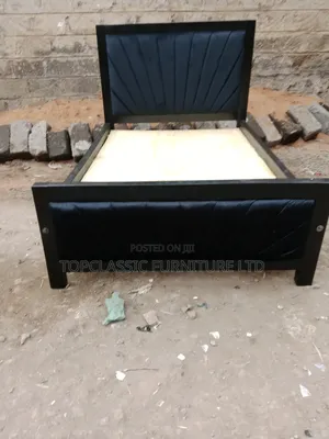 Mocket Bed 4x6 Color Black 